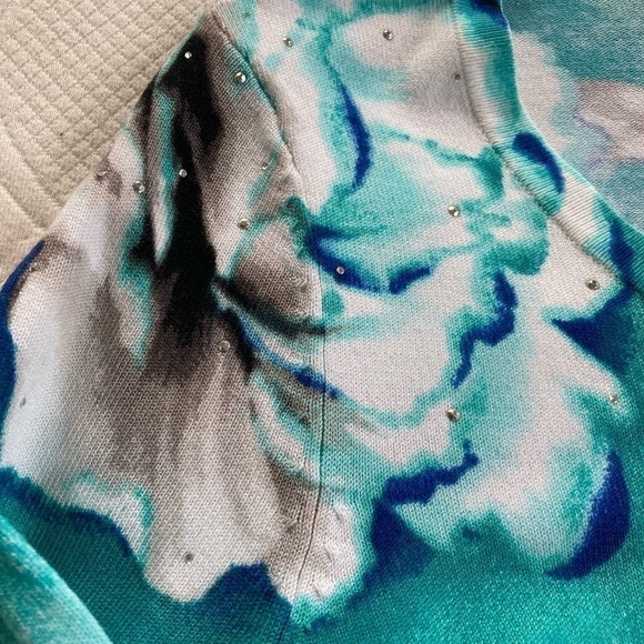 WHITE House, Black market rhinestone turquoise cardigan. Size S - Picture 7 of 8
